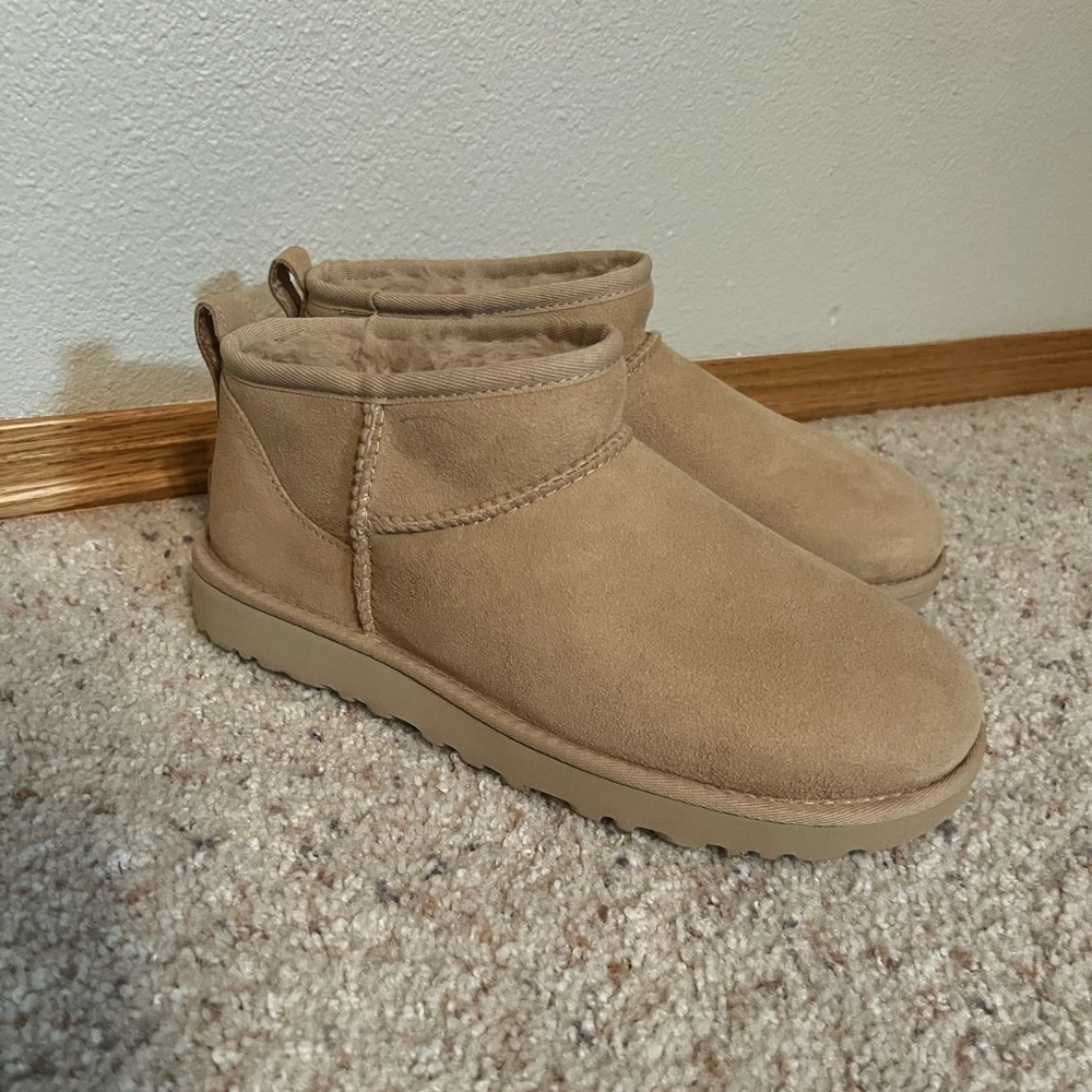 Brand New Ugg Ultra Minis